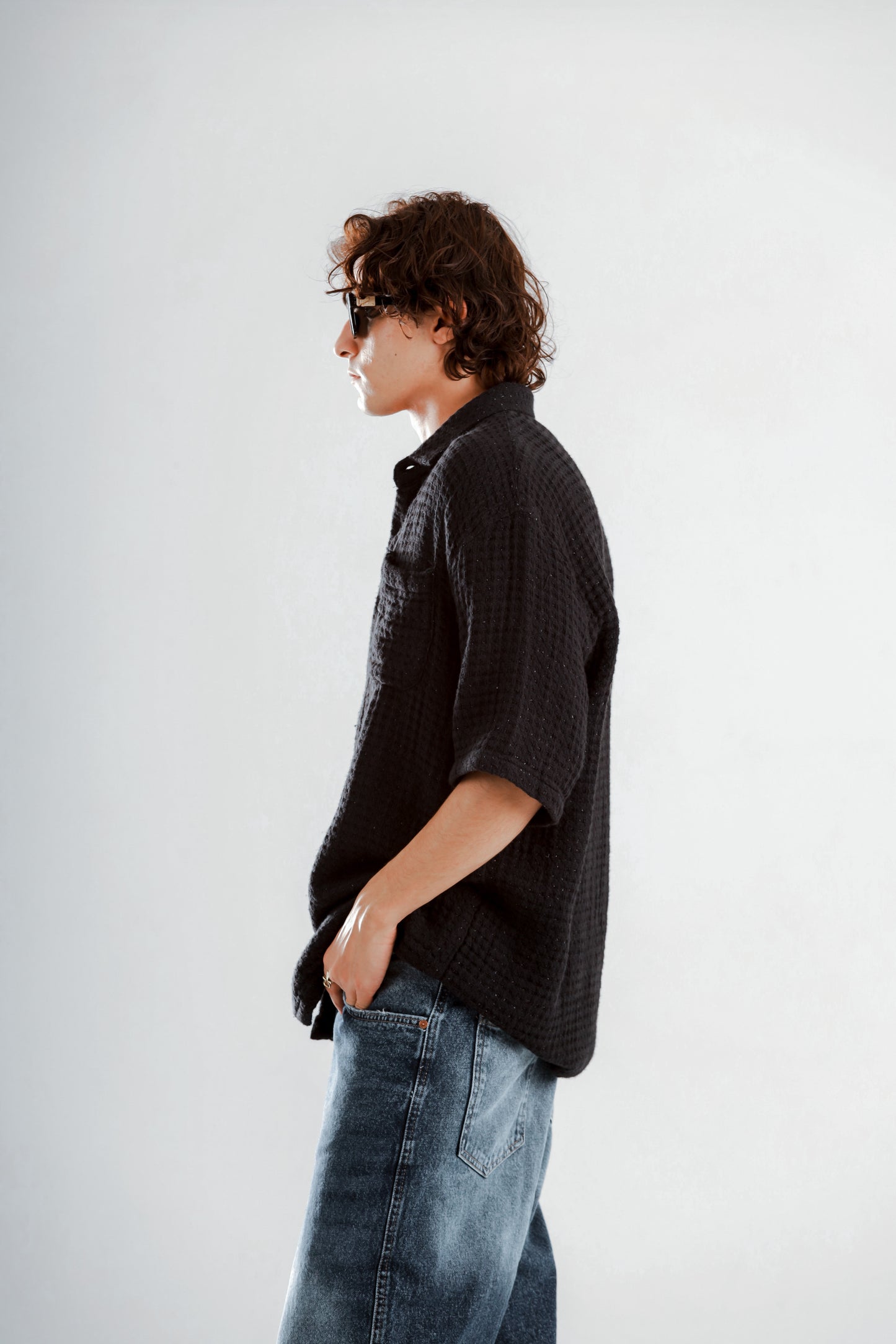Textured short sleeve knitted shirt