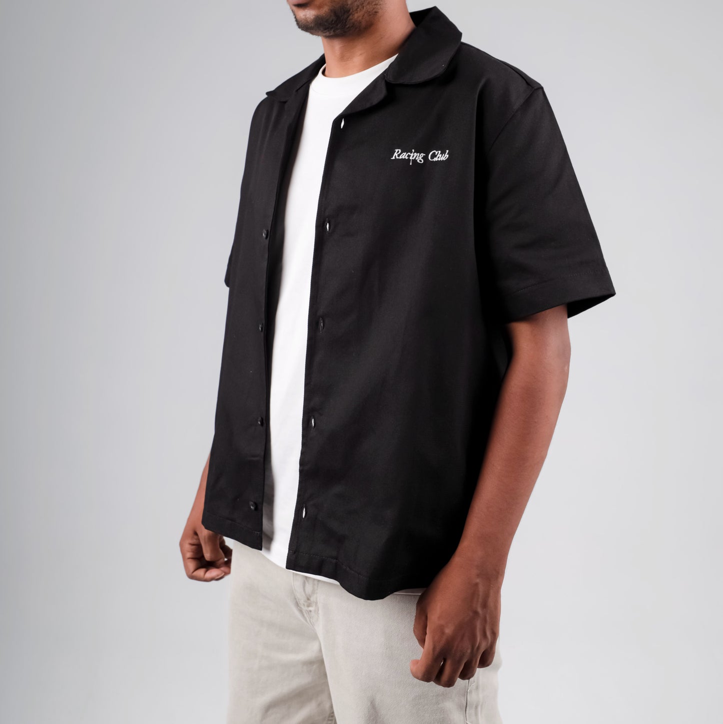 Boxy fit short sleeve shirt with back stitching speed