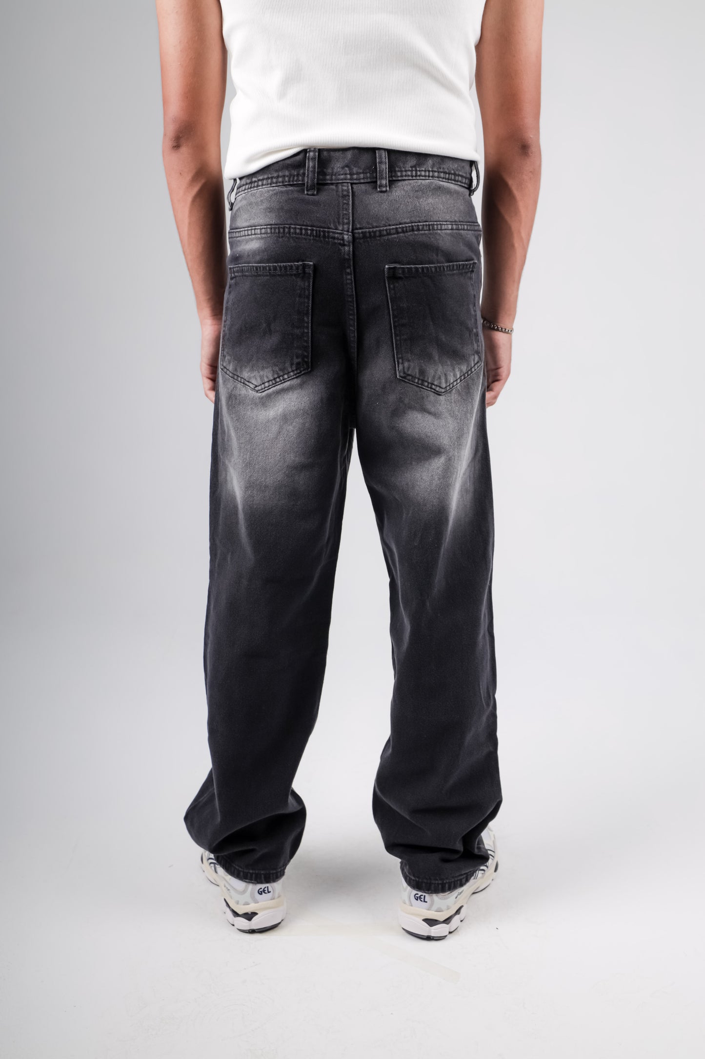 Baggy jeans in black faded washed