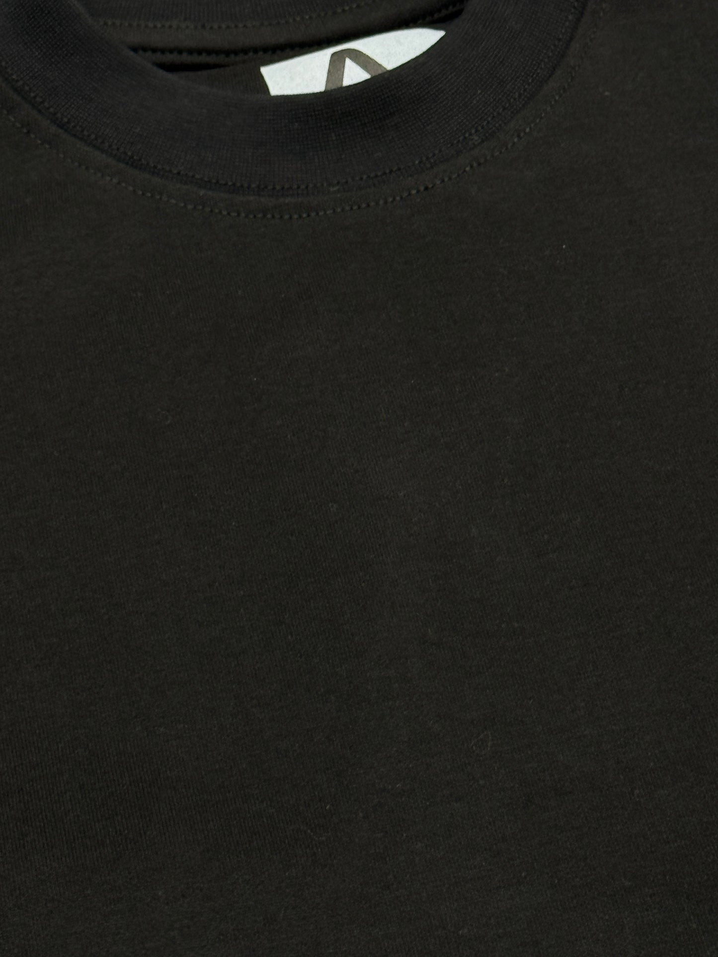 Cropped basic tshirt