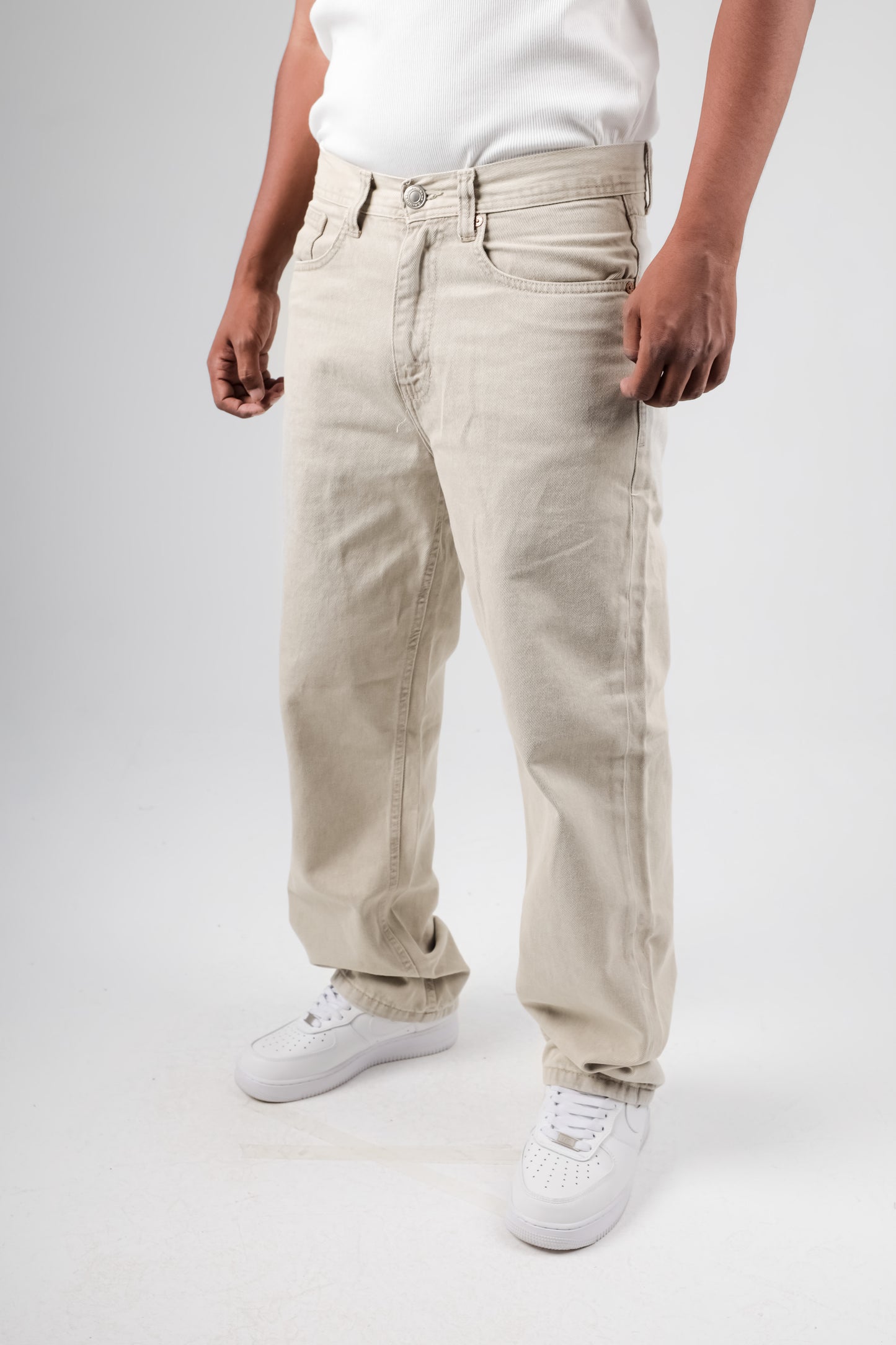 Baggy jeans in beige washed