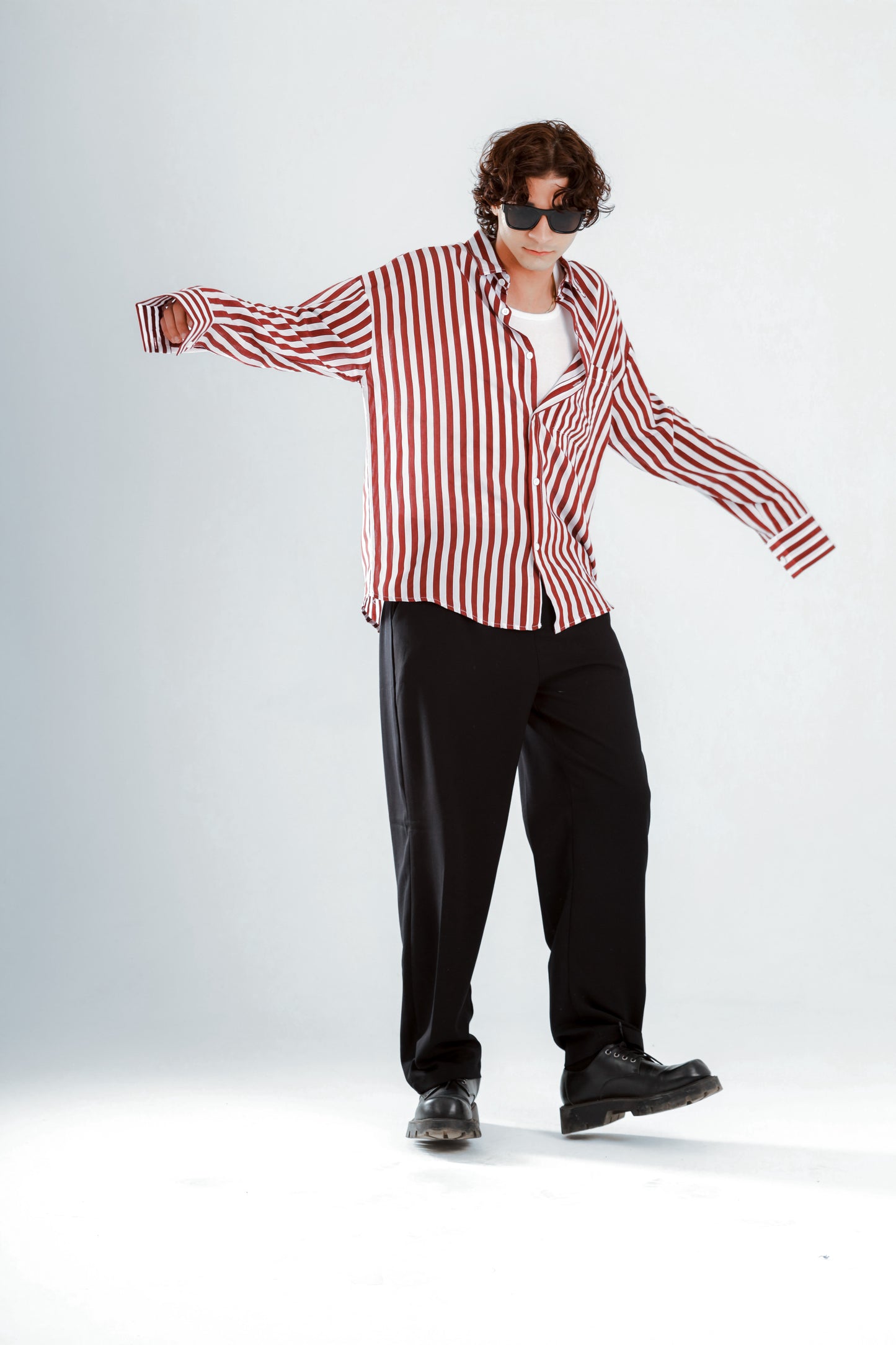 Lose fit long sleeve wide striped shirt