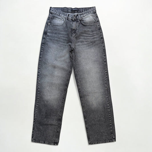 Baggy jeans in dark gray washed