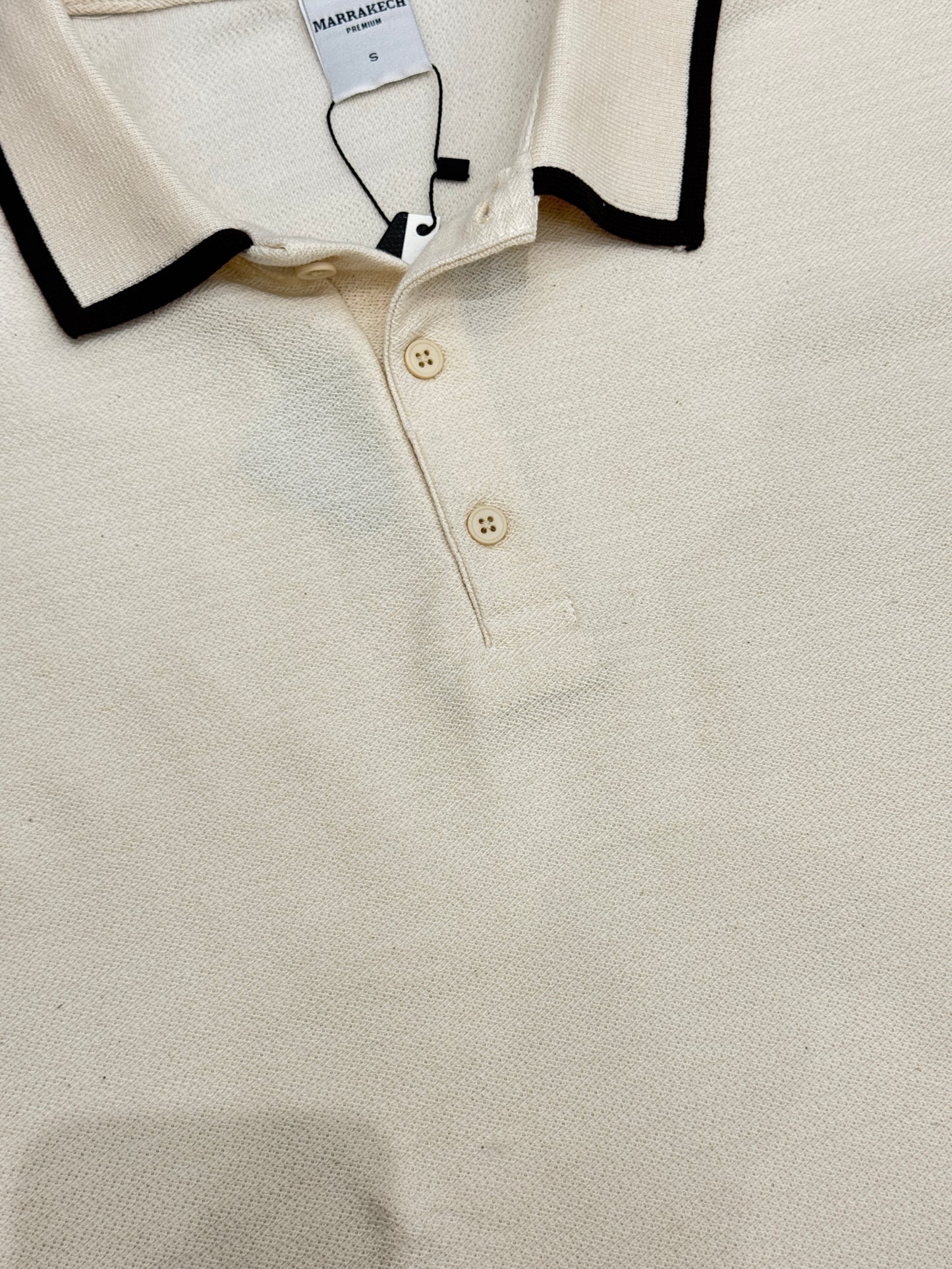 Fitted Contrast Collar Polo