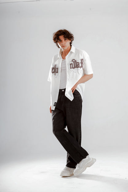 Oversized short sleeve shirt with front teddy stitching