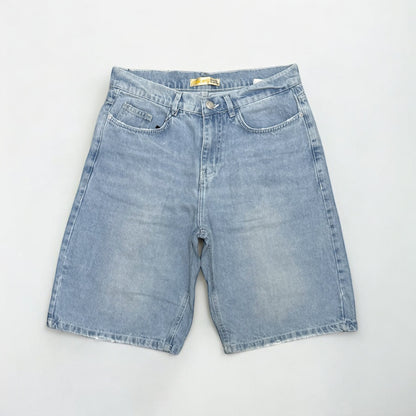 Baggy denim short in light blue washed