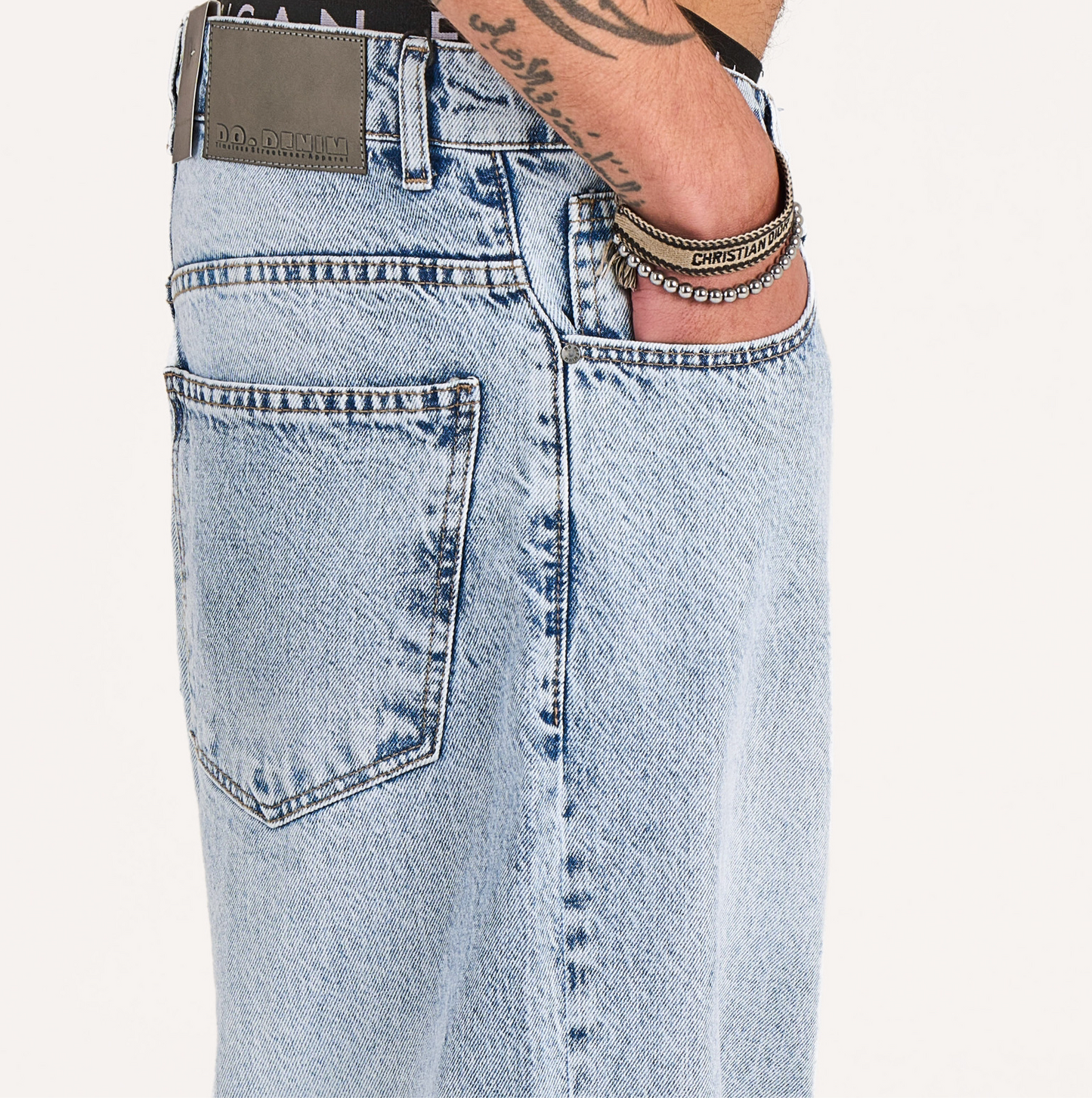 Baggy jeans in stone mid blue washed