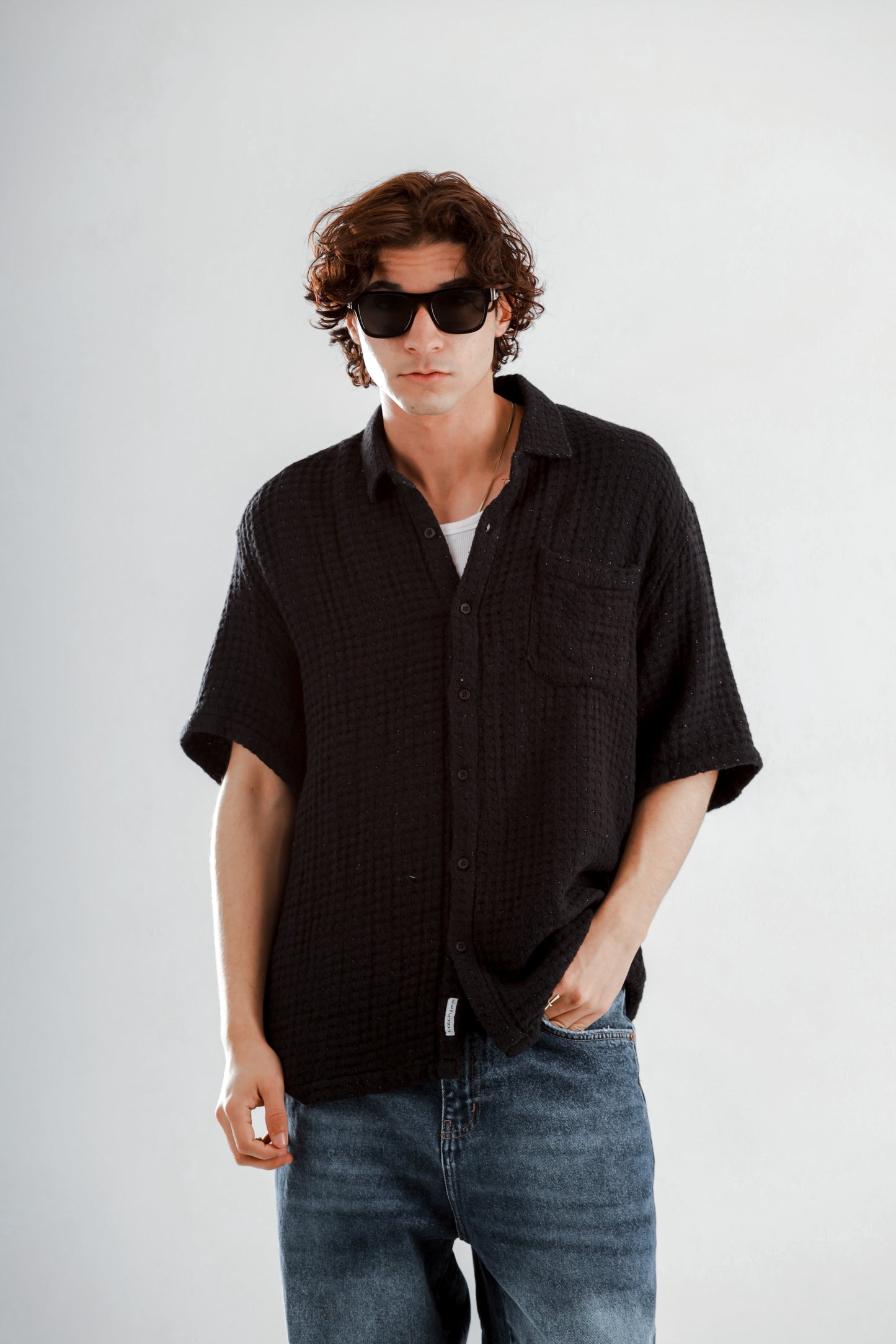 Textured short sleeve knitted shirt