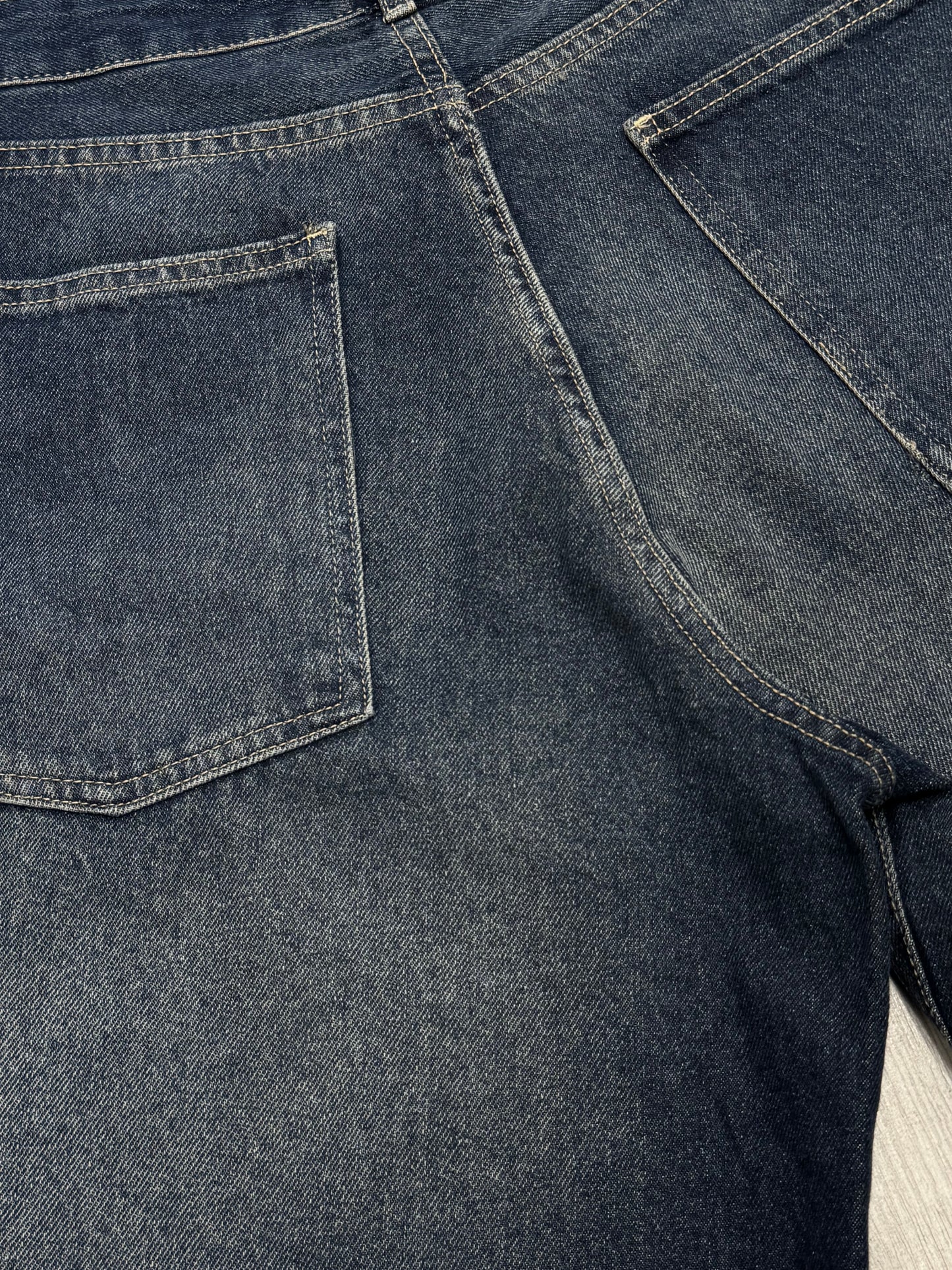 Baggy denim short in dark blue ash wash