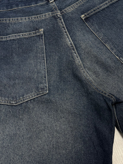 Baggy denim short in dark blue ash wash
