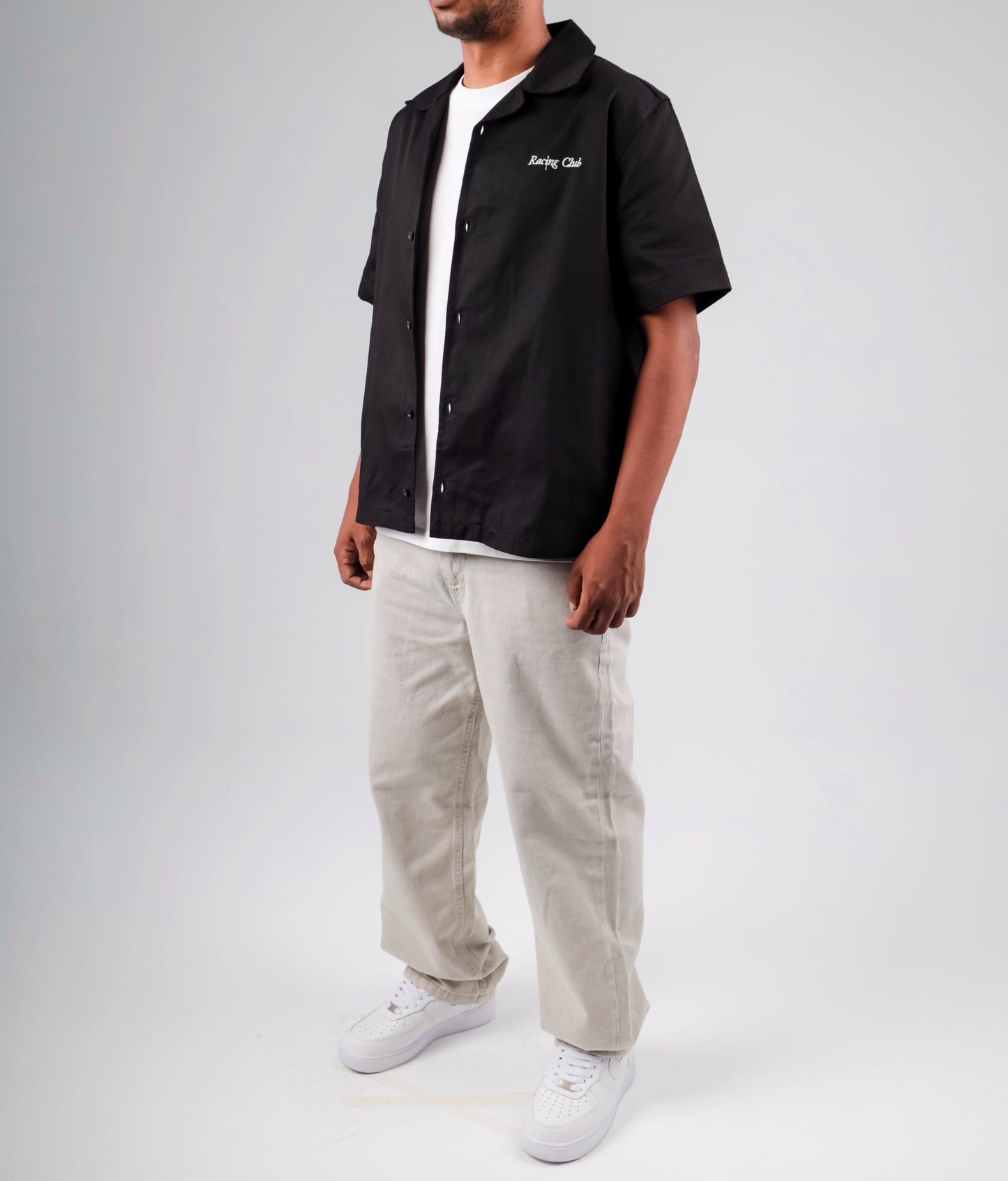Boxy fit short sleeve shirt with back stitching speed
