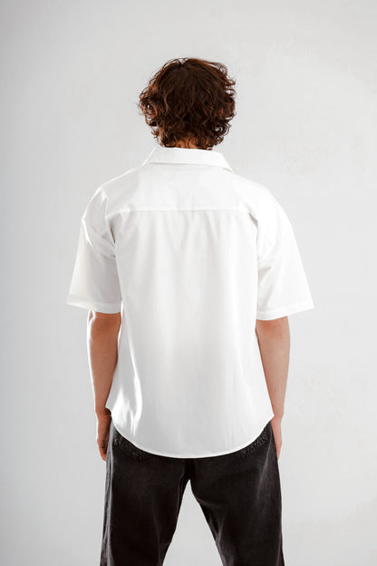 Oversized short sleeve shirt with front teddy stitching