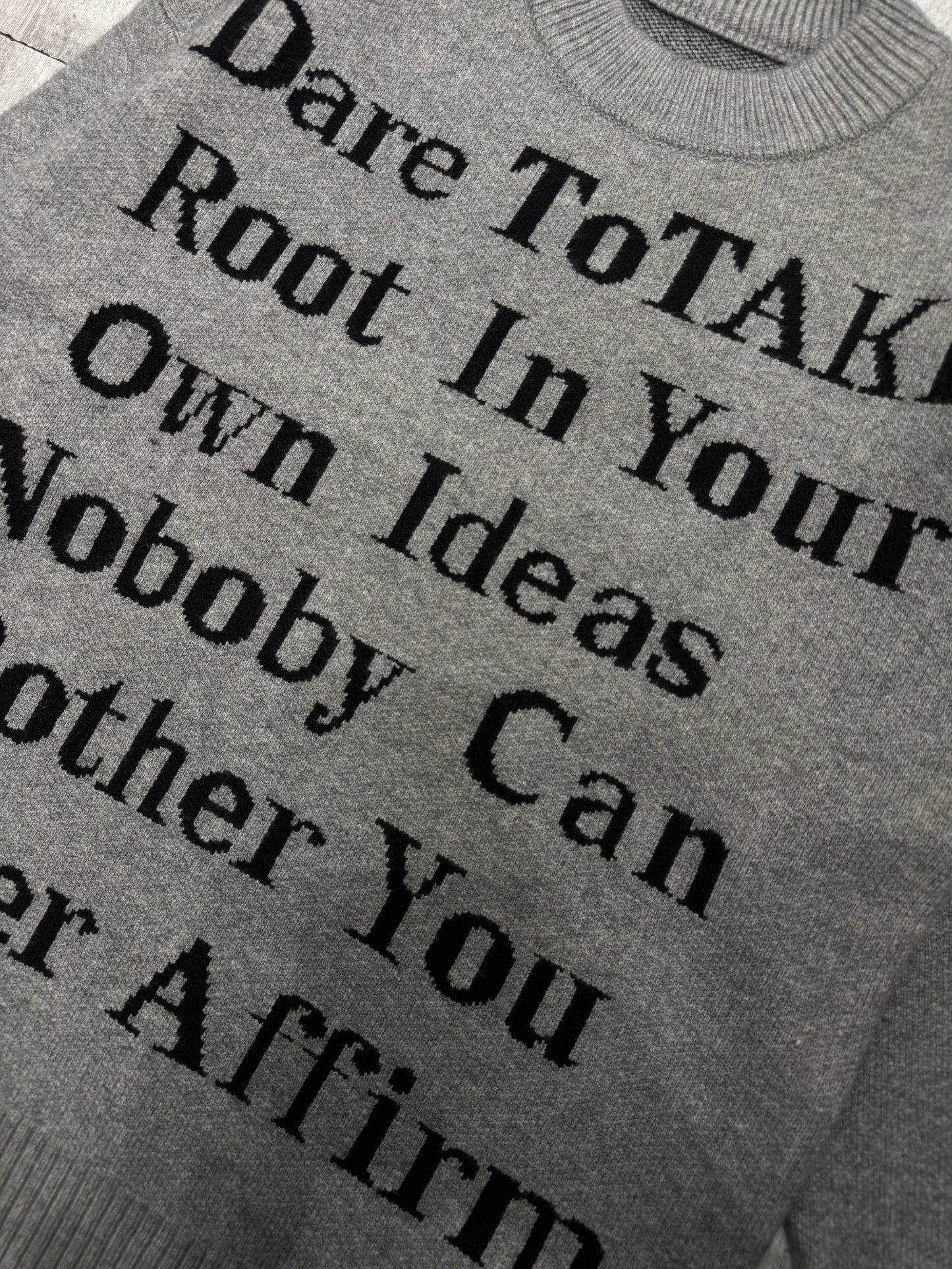 Knitted sweater 7213