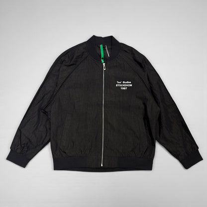 Light weight printed bomber jacket