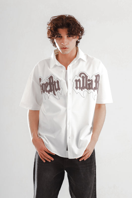Oversized short sleeve shirt with front teddy stitching