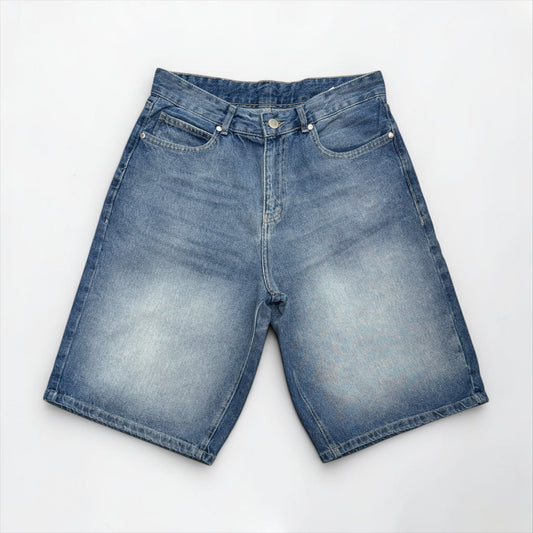 Baggy denim short in mid blue stone washed