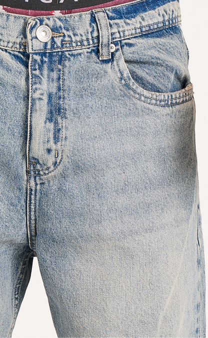 Baggy fit jeans in mid blue washed