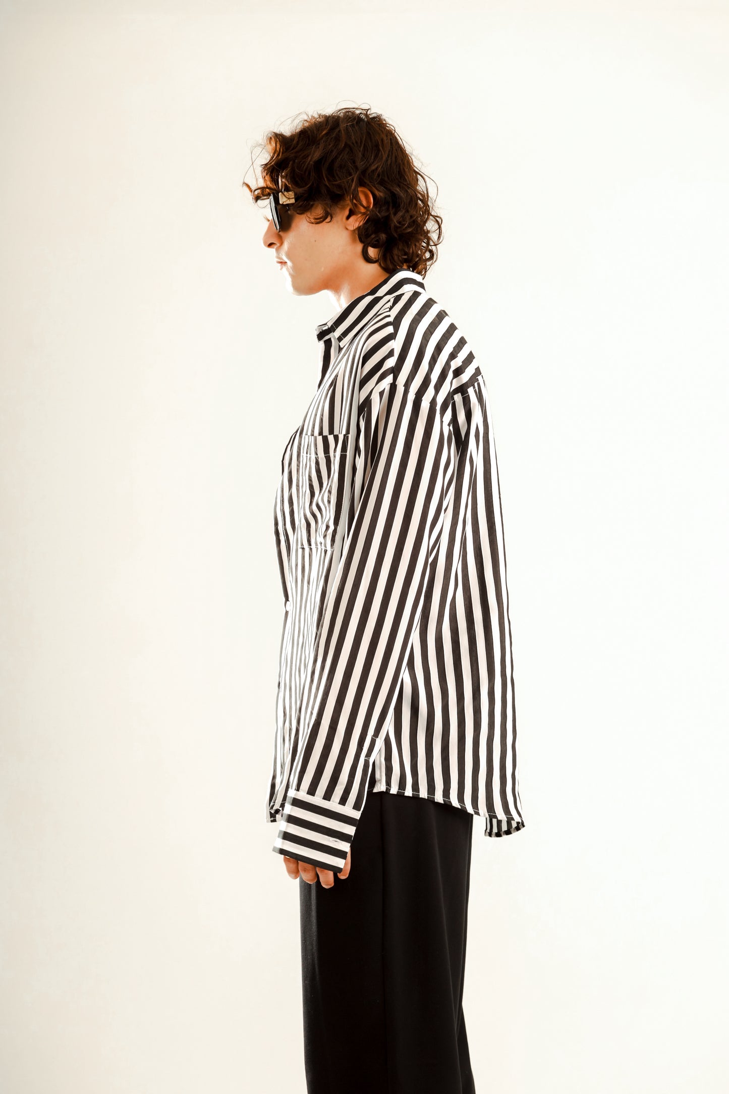 Lose fit long sleeve wide striped shirt