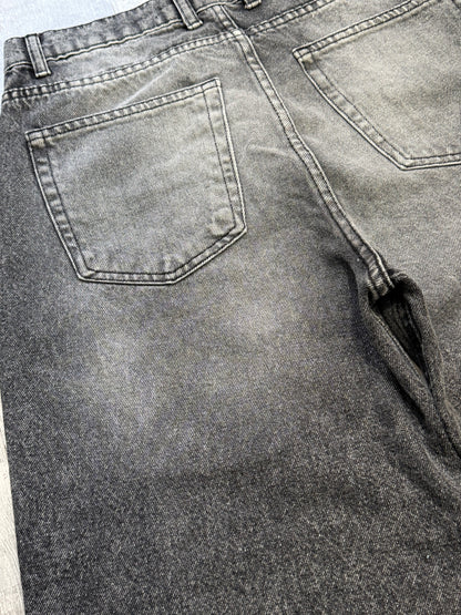 Baggy jeans in dark gray washed