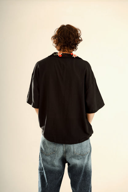 Linen shirt with flowers stitching
