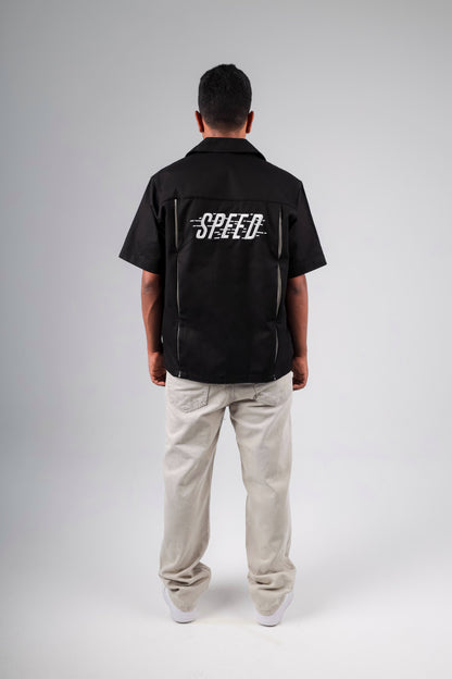 Boxy fit short sleeve shirt with back stitching speed