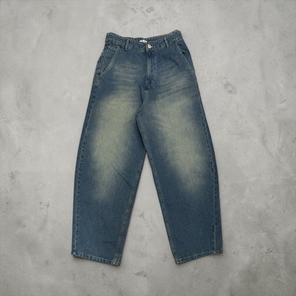 Balloon jeans in mid blue washed with yellow shades