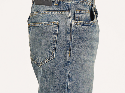 Baggy jeans in dark blue with dirty washed