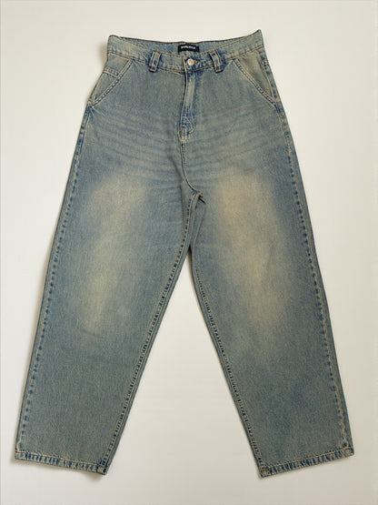Ballon jeans in mid blue washed with yellow tint