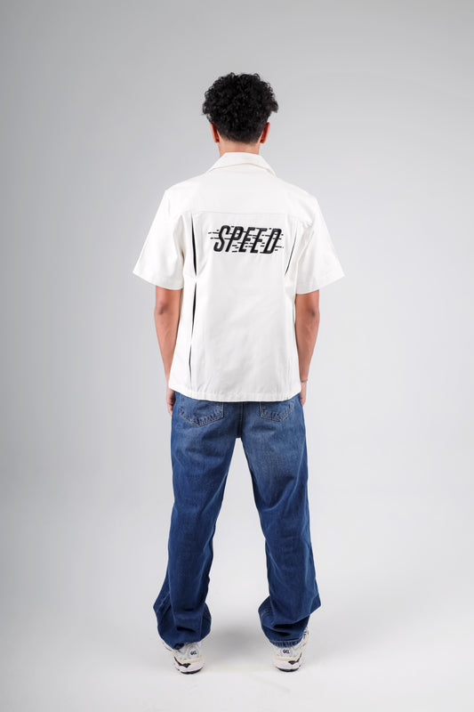 Boxy fit short sleeve shirt with back stitching speed