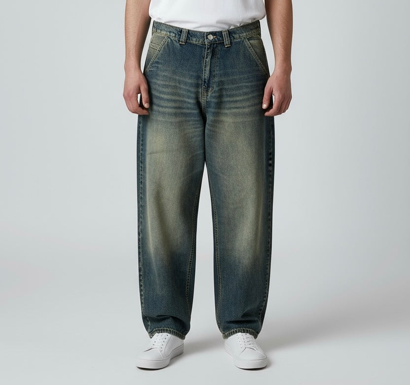 Ballon jeans in dark blue washed with olive tint
