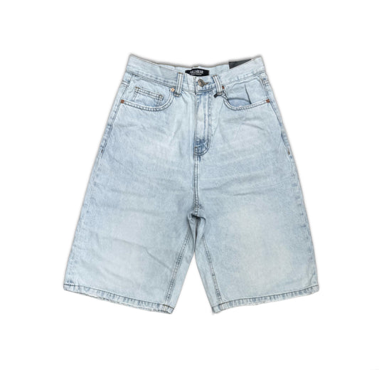 Baggy denim short in light washed