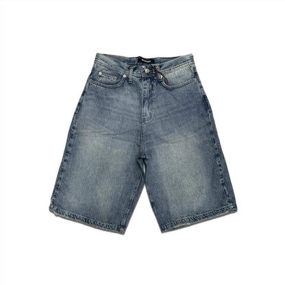 Baggy denim short in mid blue washed