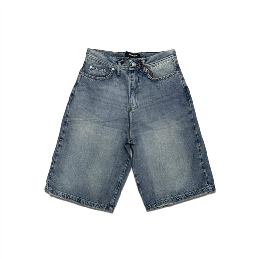 Baggy denim short in mid blue washed