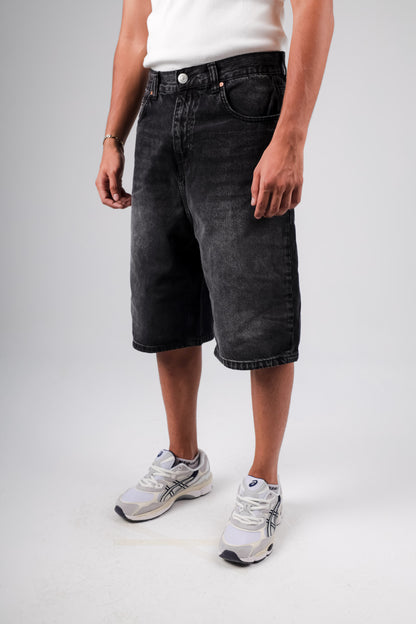 Baggy denim short in black washed