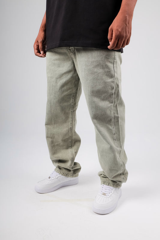 Baggy jeans in olive washed