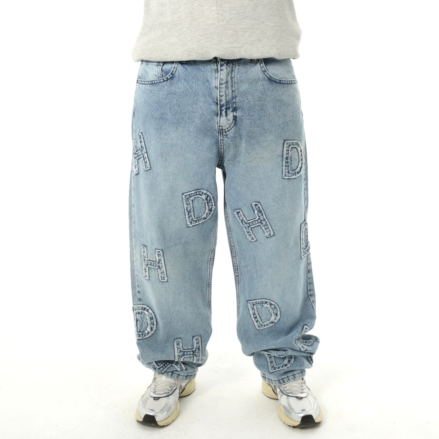 Baggy fit jeans with letters stitching