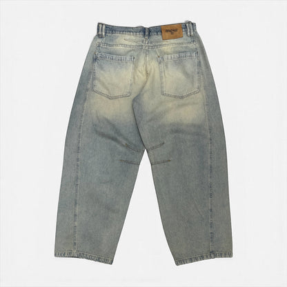 Balloon jeans in light blue with yellow tint