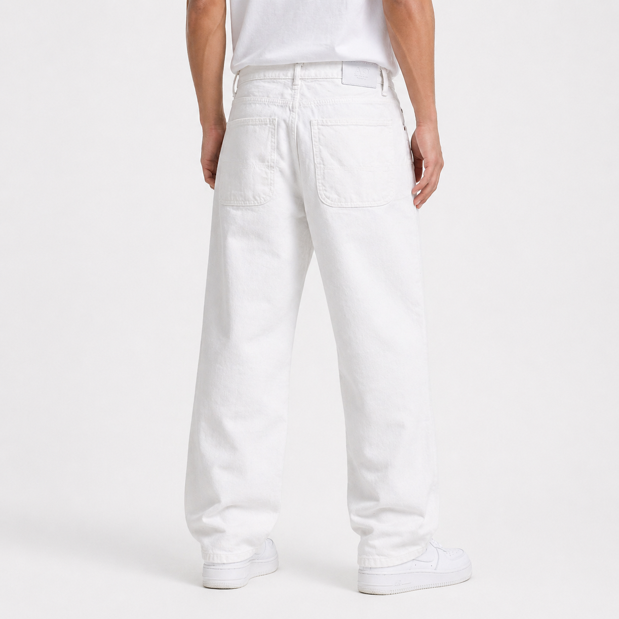 White baggy jeans