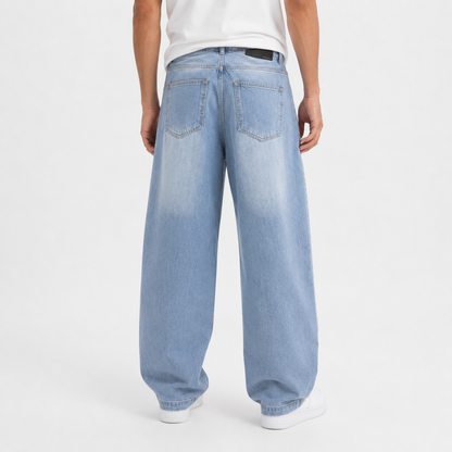 Balloon jeans in light blue washed