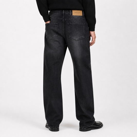 Vintage Straight Fit black washed