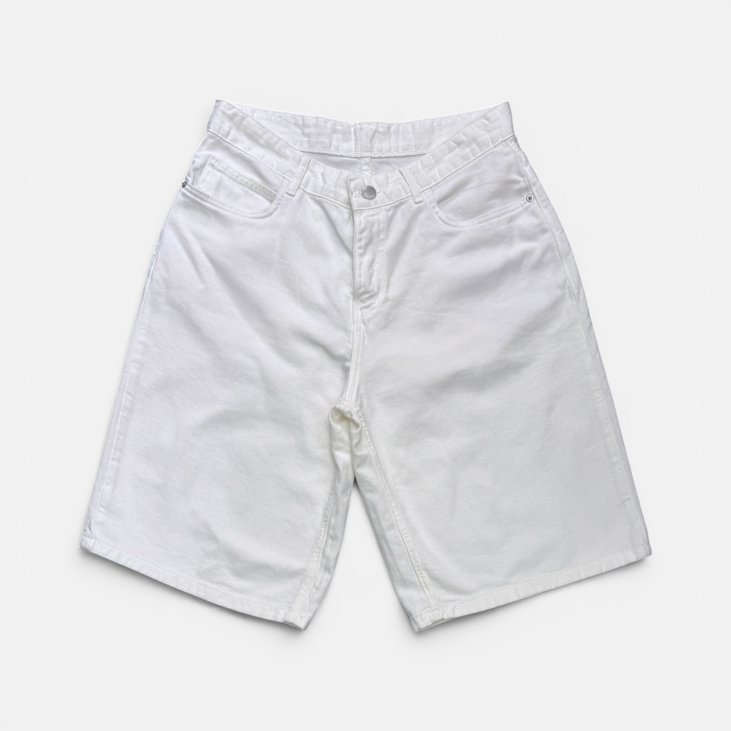 Baggy denim short in white