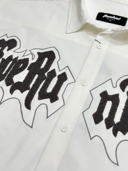 Oversized short sleeve shirt with front teddy stitching