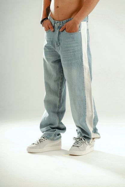 Super Baggy jeans with side line in ligh blue washed