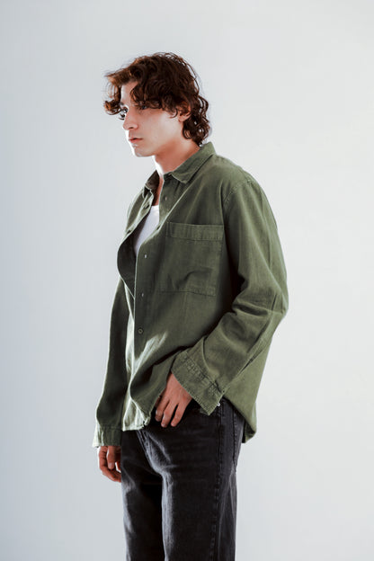 Washed long sleeve shirt with pocket