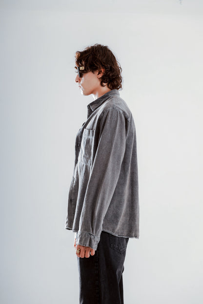 Washed long sleeve shirt with pocket